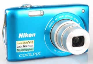 Nikon Coolpix S3300 16MP 6x Zoom Stylish Slim Camera