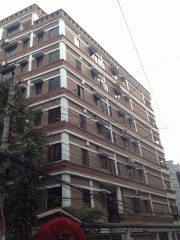URGENT Dhanmondi flat for sale price negotiable 
