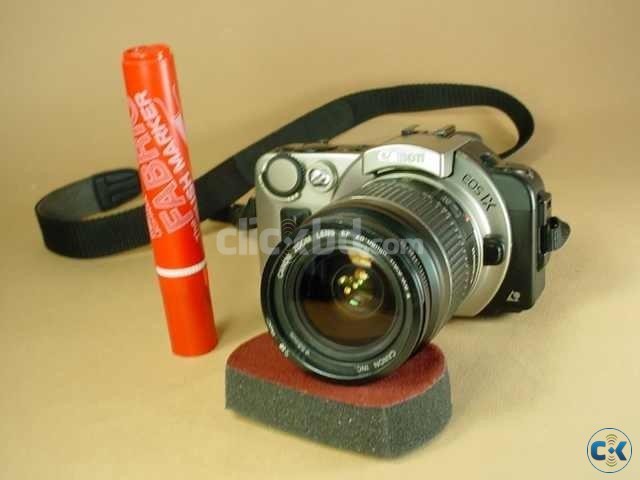 Canon EOS IX Film SLR camera with 24-85mm Ultrasonic Lens large image 0