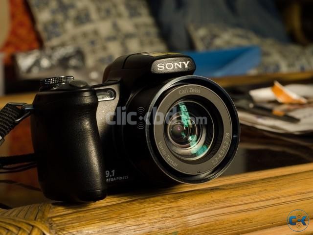 Sony Cybershot H50 Digital Camera large image 0