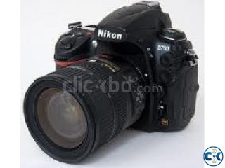 FOR SALE BRAND NEW Canon EOS-1D Mark II 8.2MP Digital SLR Ca