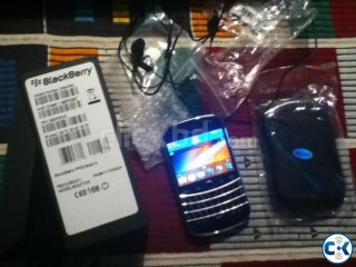 Blackberry 9900 BOLD Full Boxed