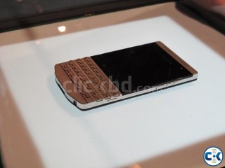 Brand new Blackberry porche Gold Design with Arabic keys