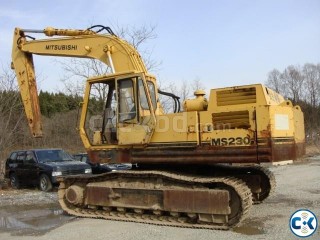 EXCAVATOR MITSUBISHI MS 230 SIZE---- 0.9 IMPORTED FROM JAPAN