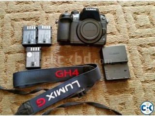 Panasonic Lumix DMC-GH4 4K Digital Camera