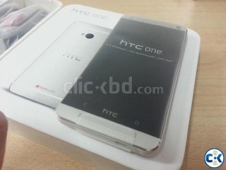 HTC One Silver 32GB Intact Full Boxed