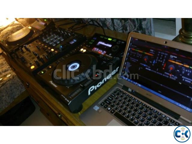 1 Pair Pioneer CDJ 900 DJ Players large image 0