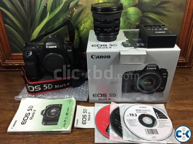 Canon EOS-5D Mark ll 21.1 MP Digital Camera W Canon 24-105m large image 0
