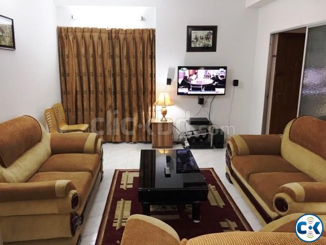 3 Bed rooms 2150 Sft. Fully Furnished Flat RENT at Banani  large image 0