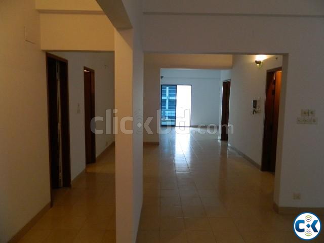 3 Bedroom 1930 sft Dhanmondi Apartment Flat available now. large image 0