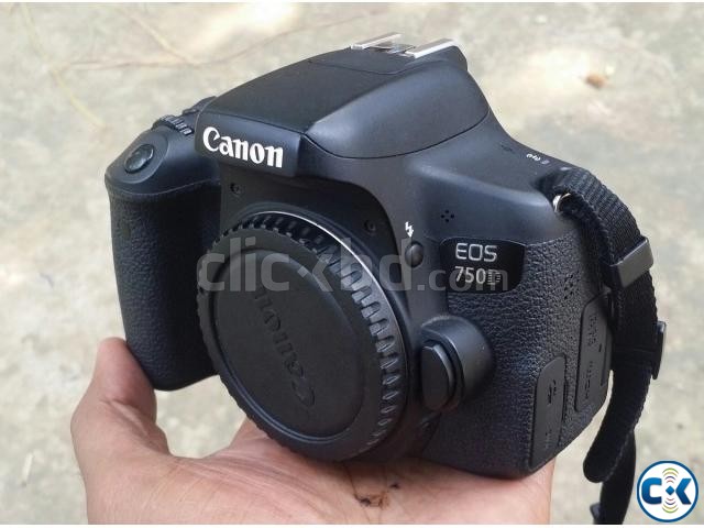 Canon Eos 750D Only Body with 6 month warranty boxed. large image 0