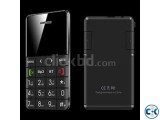 Q5 Credit card Size Mini Phone curve Display Black