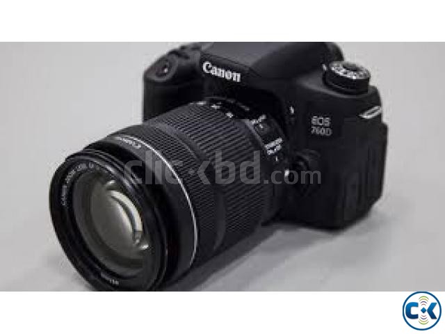 Canon EOS 600D 18MP CMOS 3 LCD Digital SLR Camera large image 0