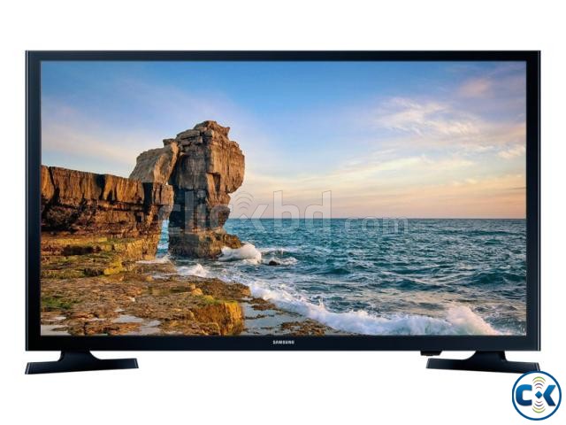 Samsung 32 J4303 HD Multi-System Smart LED TV large image 0