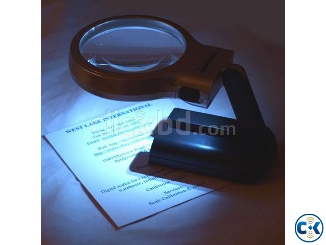 Illuminated Magnifier Glass LED Folded large image 0