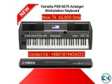 Yamaha PSR S670 61-Key Arranger Workstation Keyboard.