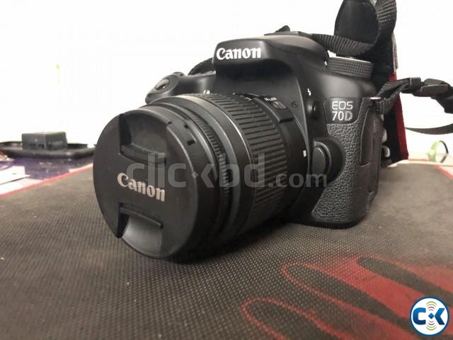 Canon 70D with battery grip large image 0
