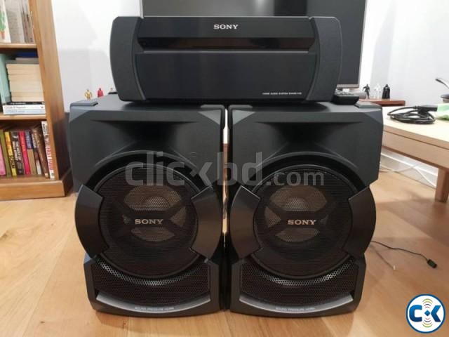 High-Power Home Audio System with Bluetooth SHAKE 10 large image 0