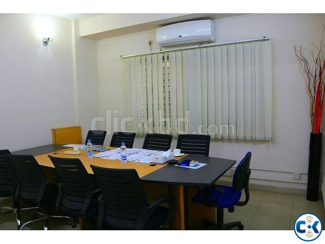 Shared Office Room in Baridhara Diplomatic Area large image 0