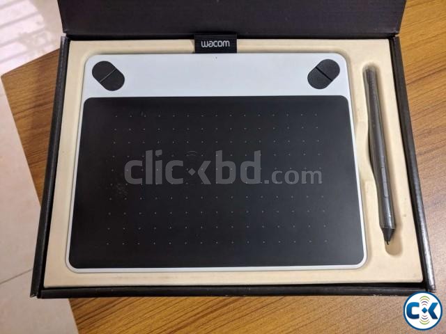 Wacom Intuos Pen Tablet large image 0