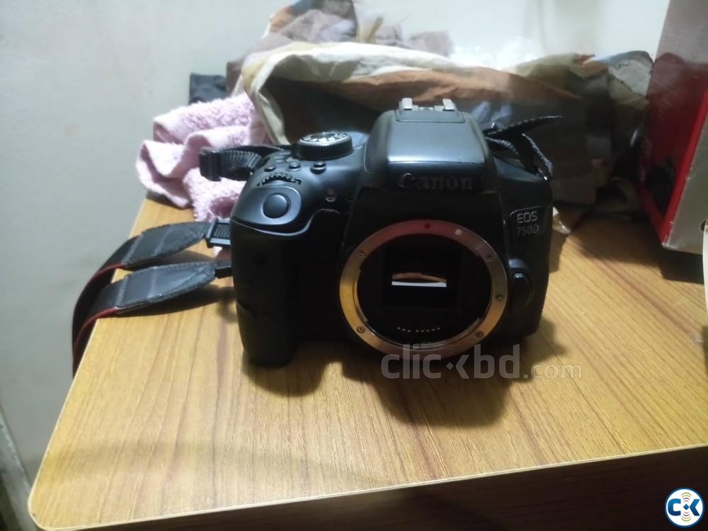 Cannon Eos 750D Body large image 0