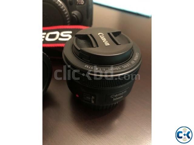 Canon 70D Camera With 18-135mm Lens large image 0