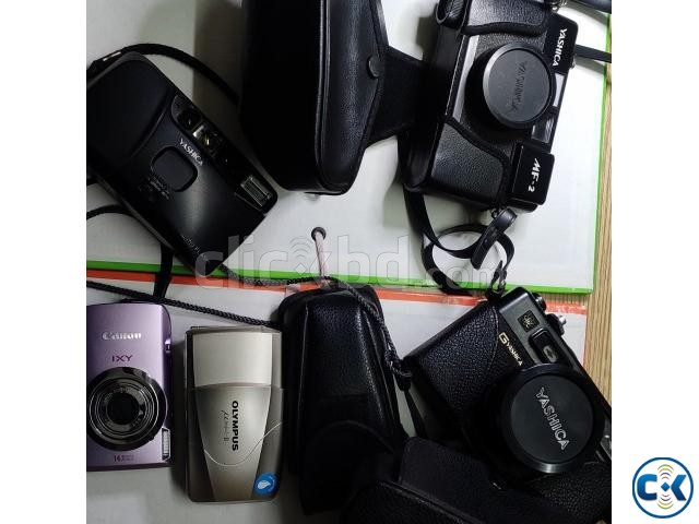 35 mm cameras for sale. large image 0