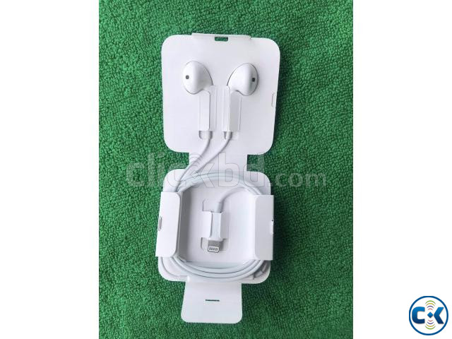 Original Apple Earpods earphones with adapter large image 1