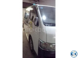 Toyota Hiace DX white 2005 duel Ac CNG 120 ltr sell