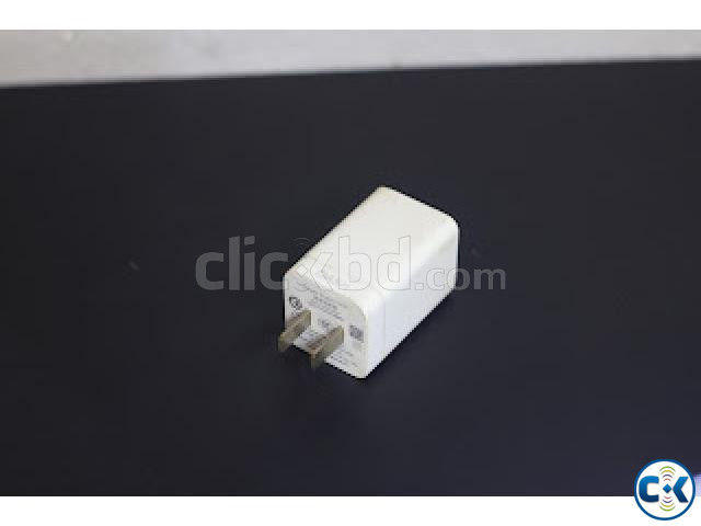 original OnePlus 20W Charger DC0504A1 large image 0