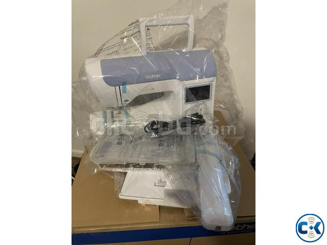 New Brother PE800 5x7 Embroidery Machine large image 2