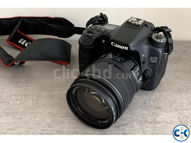 Canon EOS 70D Digital SLR Camera with 18-55 Lens large image 0