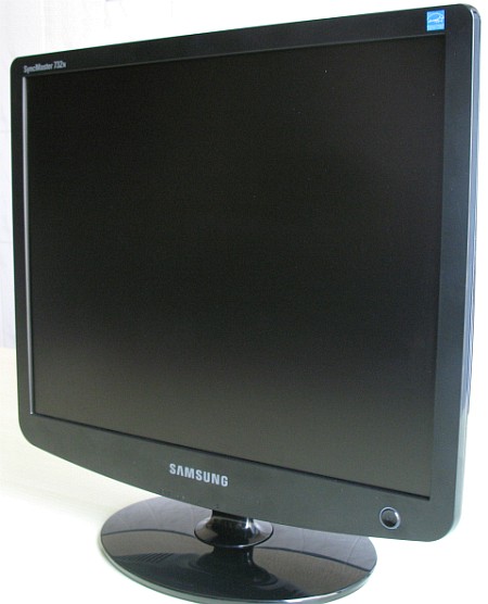 SAMSUNG LCD Monitor 17 - SyncMaster 732N large image 0