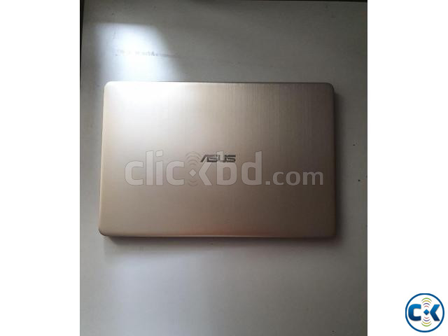 Asus VivoBook X456UQ Core i5 2GB Graphics 8GB Laptop large image 1