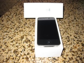 Apple iPhone 4 - 32GB - Black New Unlocked 