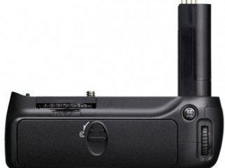 Nikon D90 Battery Vertical Grip MB-D80