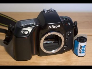 Nikon F70 aka N70 