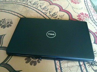 Dell-1545 Core 2 Duo-2.20 RAM-2 GB HDD-250 AGP-1GB