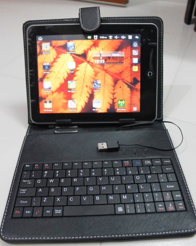 I pad with external Keyboard ANDROID 2.2 OS 22000 large image 0