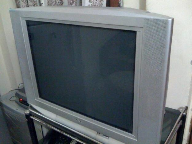 FRESH CONDITION SONY 100 PURE FLAT TV FOR SALE. large image 0