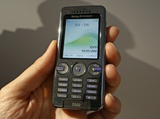 Sony Ericsson S302 Model-S302 EDGE modem 2 megapixel camera