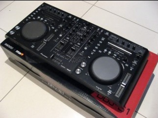 Pioneer DDJ-S1 DJ Controller