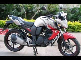 yamaha fzs silver red in a good condition
