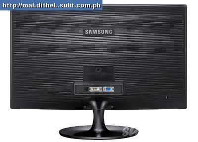 Samsung 22 inch Wide LED Monitor.Can be Use for as a TV large image 1