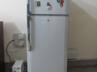 LG Fridge No frost 10 cft excellent tip-top condition