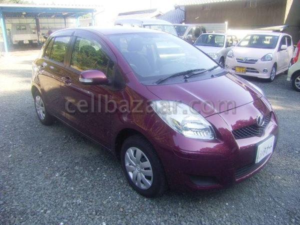 Toyota Vits 2009 Wine color F package large image 0