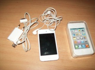 Apple ipod touch 8GB 4th generation totally freash 
