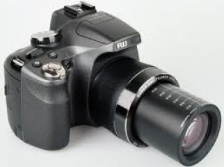 Fujifilm FinePix SL300 30x Optical High Zoom Camera