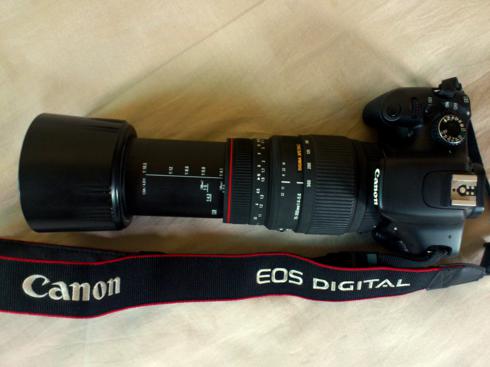 Sigma 70-300 F4-5.6 APO DG Macro lens for CANON DSLR . large image 0