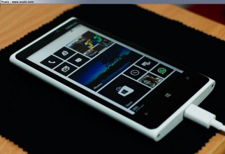 Nokia Lumia 920 from Bahrain-urgent sell